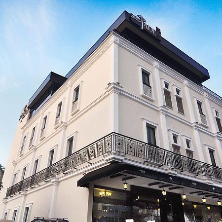 The Grand Jade Hotel Johor Bahru Exterior foto